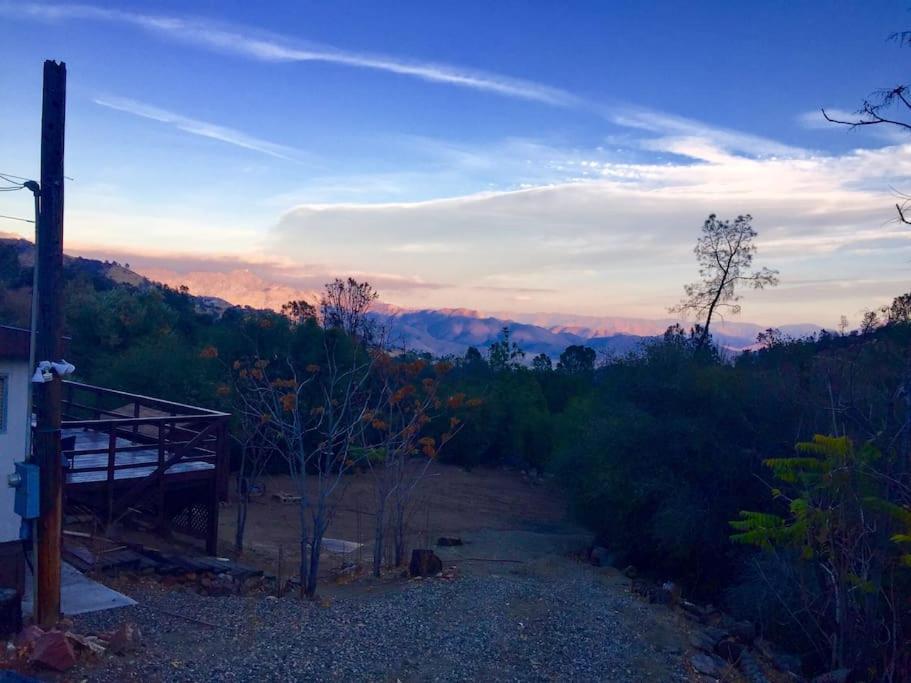 Shirley Creek Retreat: A Mountain Oasis Villa Wofford Heights Exterior foto